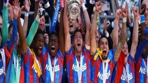 杜丽奥运荣耀归队，齐鲁网新职位启航